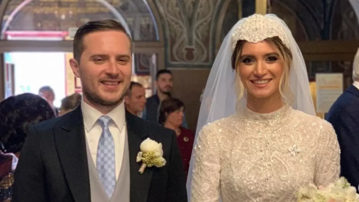 Cine e și cu ce se ocupă Antonela Bujduveanu, soția noului primar general al Bucureștiului. S-au căsătorit în 2018 și au doi copii împreună