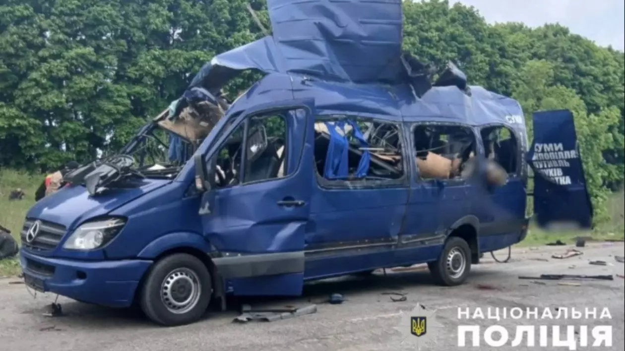 Rusia a omorât nouă civili într-un atac cu dronă asupra unui autobuz, în orașul ucrainean Sumî