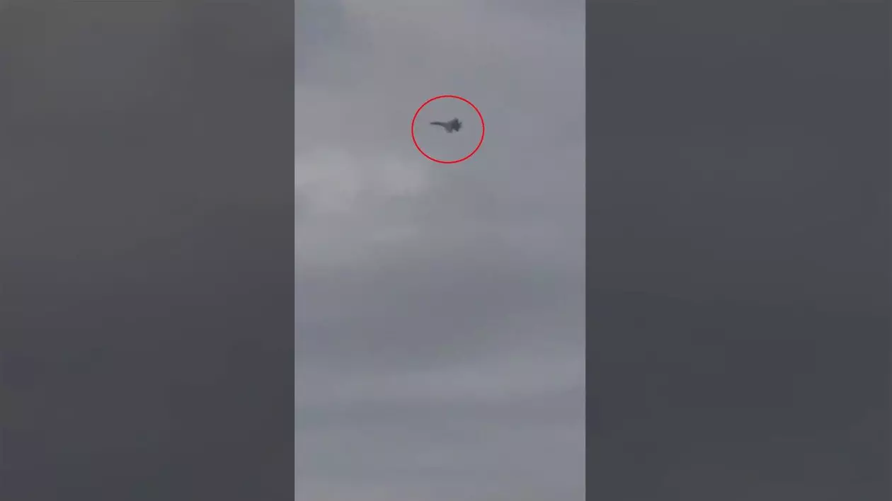 Forțele Aeriene Ruse au încălcat spațiul aerian al unei țări vecine pentru a proteja un petrolier din flota fantomă a Kremlinului