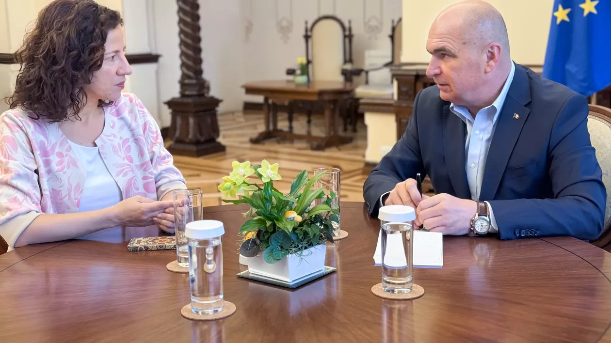 Ilie Bolojan și Roxana Mînzatu, vicepreședintele Comisiei Europene, discuții la Cotroceni înaintea prezidențialelor