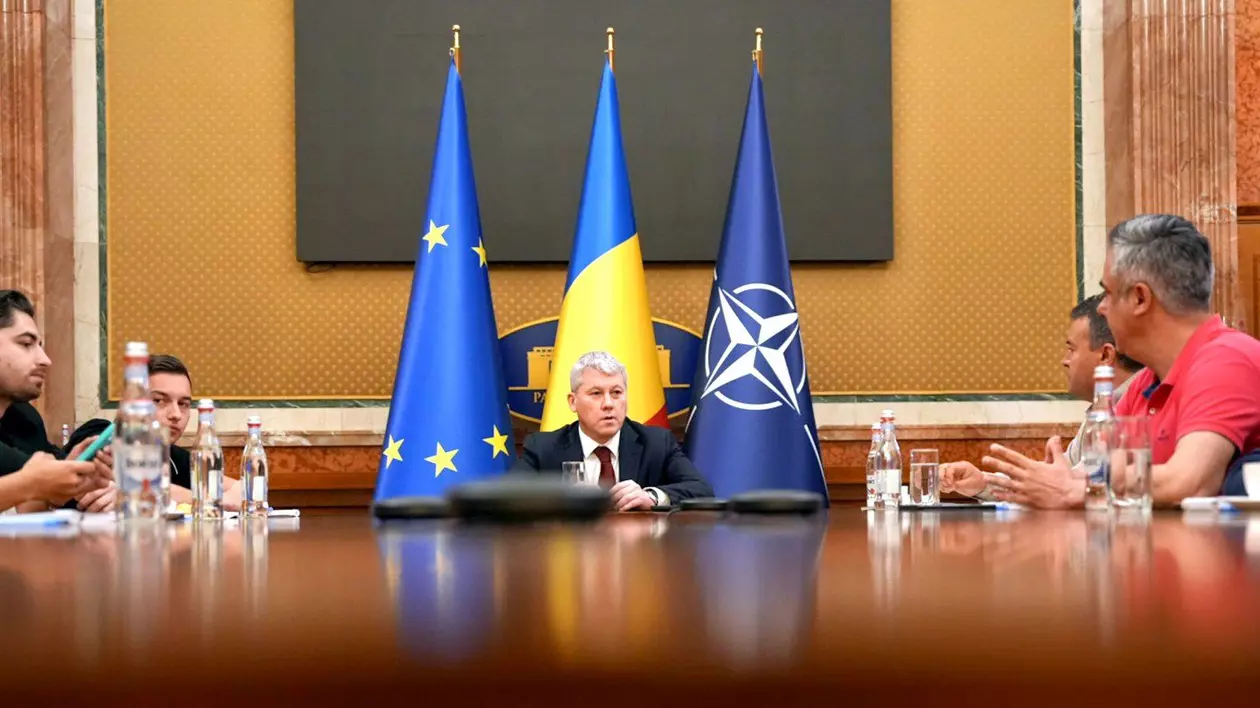 Ministrul de Interne, Cătălin Predoiu, este premier interimar după demisia prim-ministrului Marcel Ciolacu