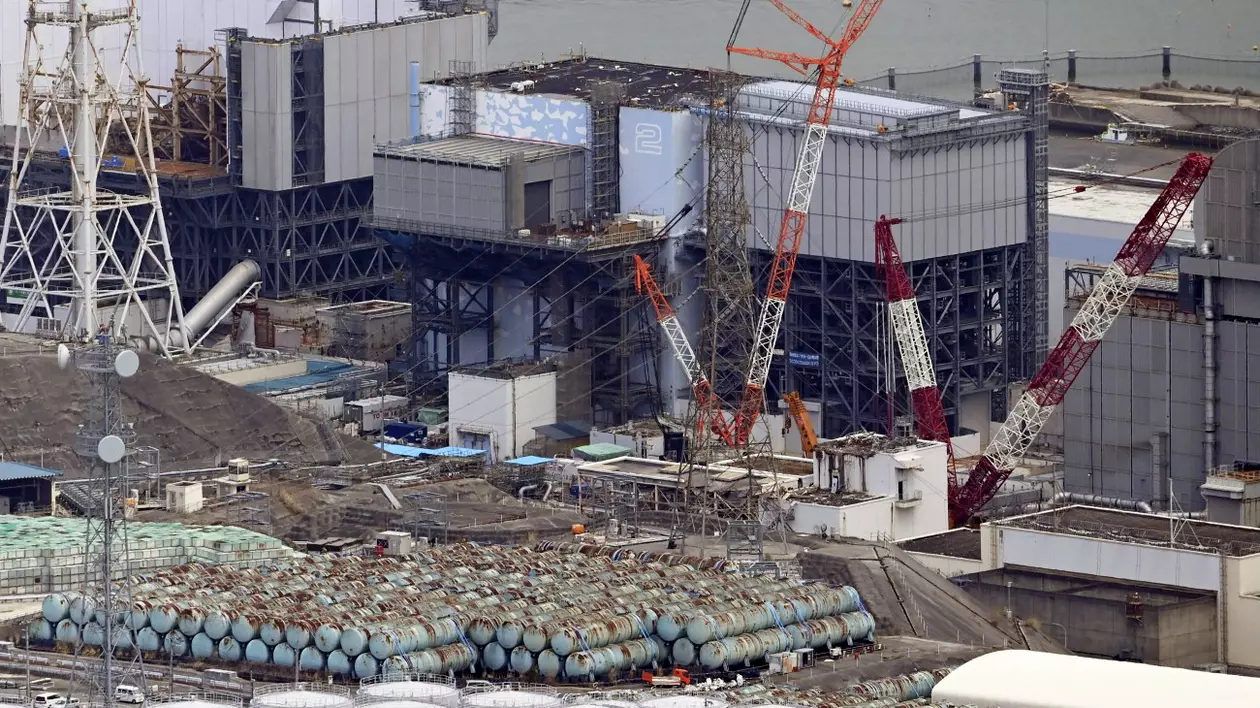 Centrala Nucleară Fukushima Daiichi este o centrală dezafectată, avariată în urma cutremurului cu magnitudinea de 9,1 și a tsunamiului din 11 martie 2011