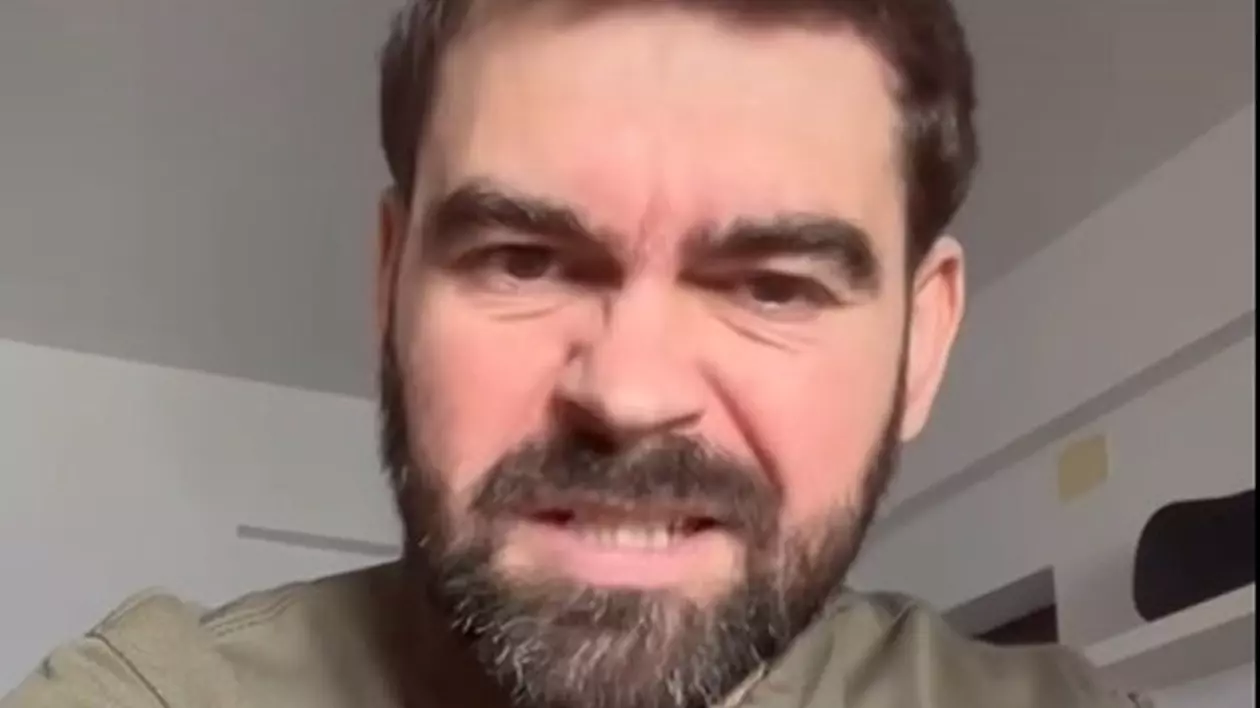 Luchian Florin Cochină este cel care a jignit votantele lui Nicușor Dan