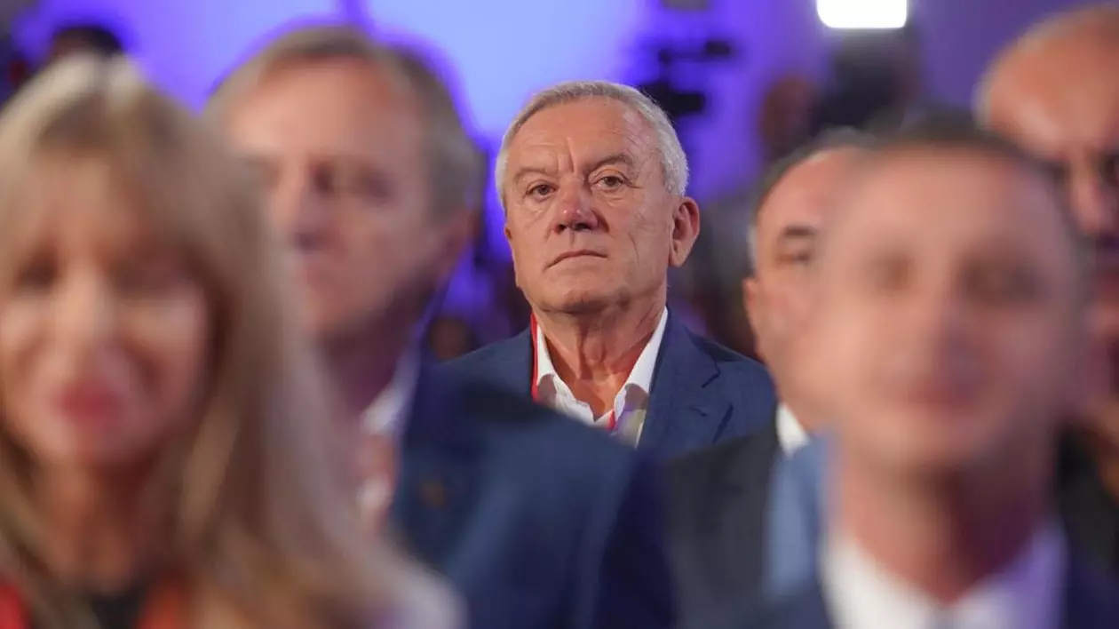 Constantin Toma, primarul din Buzău, spune că intrarea PSD în opoziție „va însemna autodistrugerea”: „Dacă nu înțelegem că ne-a trecut glonțul pe la tâmplă, e jale mare”