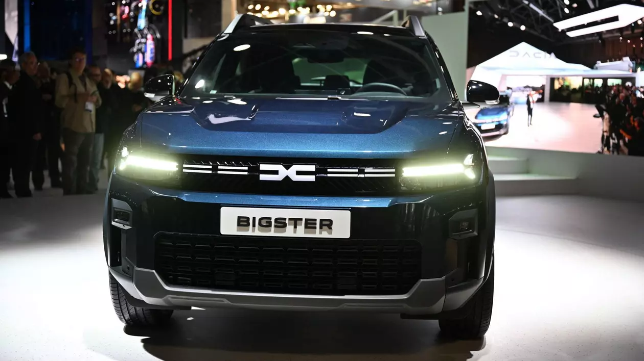 Dacia Bigster a surprins la trei teste de consum de combustibil, în trei orașe aglomerate: „Am fost răutăcios și cinic”