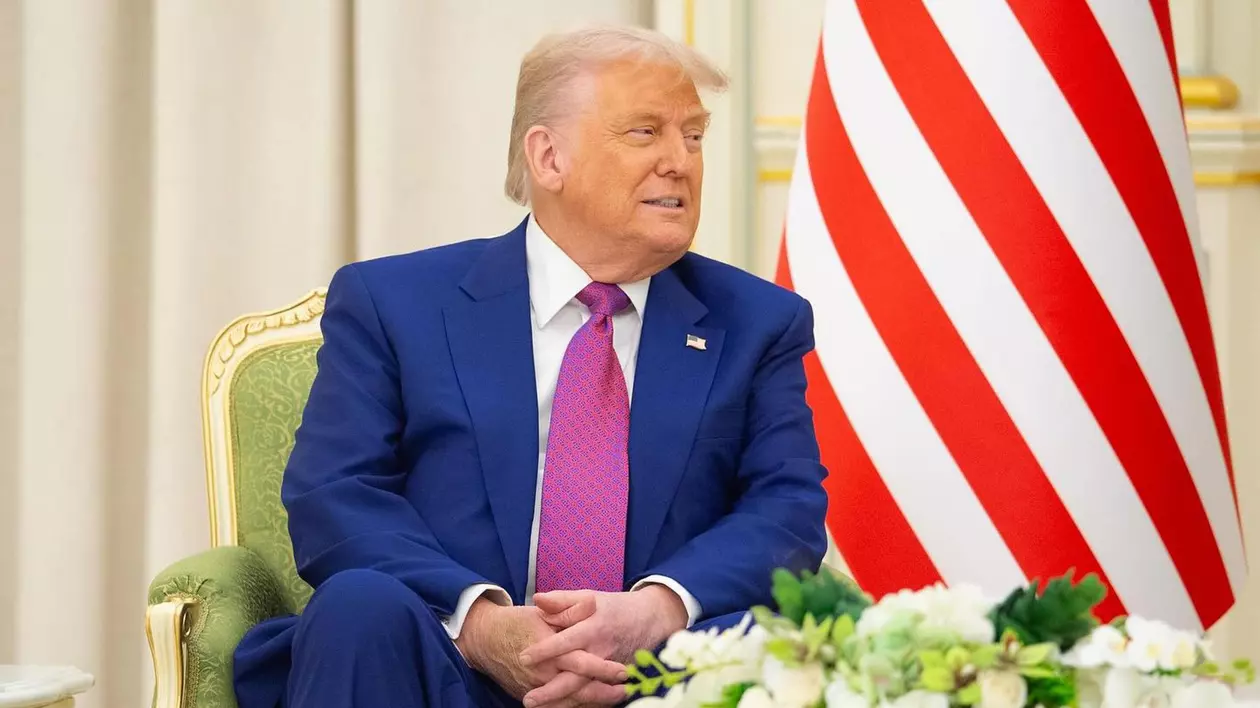 Donald Trump îl numește pe Volodimir Zelenski „cel mai bun vânzător din istorie” și spune că încă ar putea ajunge la negocierile de la Istanbul