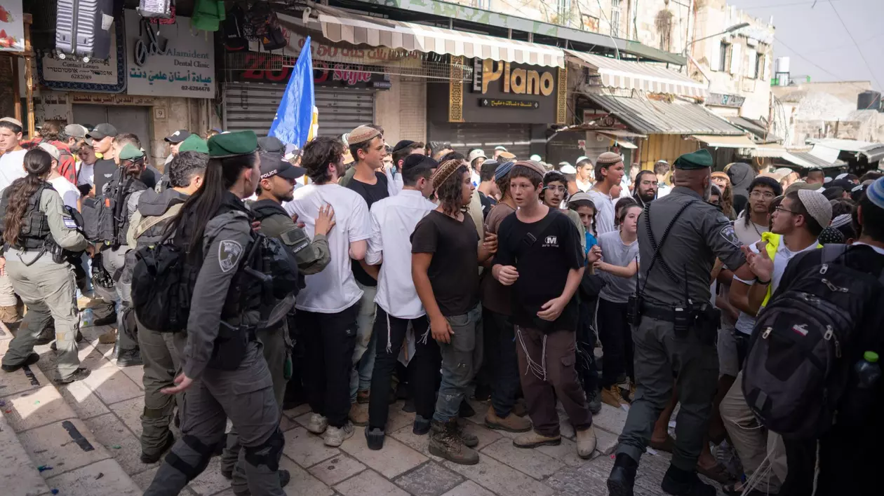Coloniști și extremiști de dreapta la Marșul Drapelului, la Ierusalim Foto: Hepta