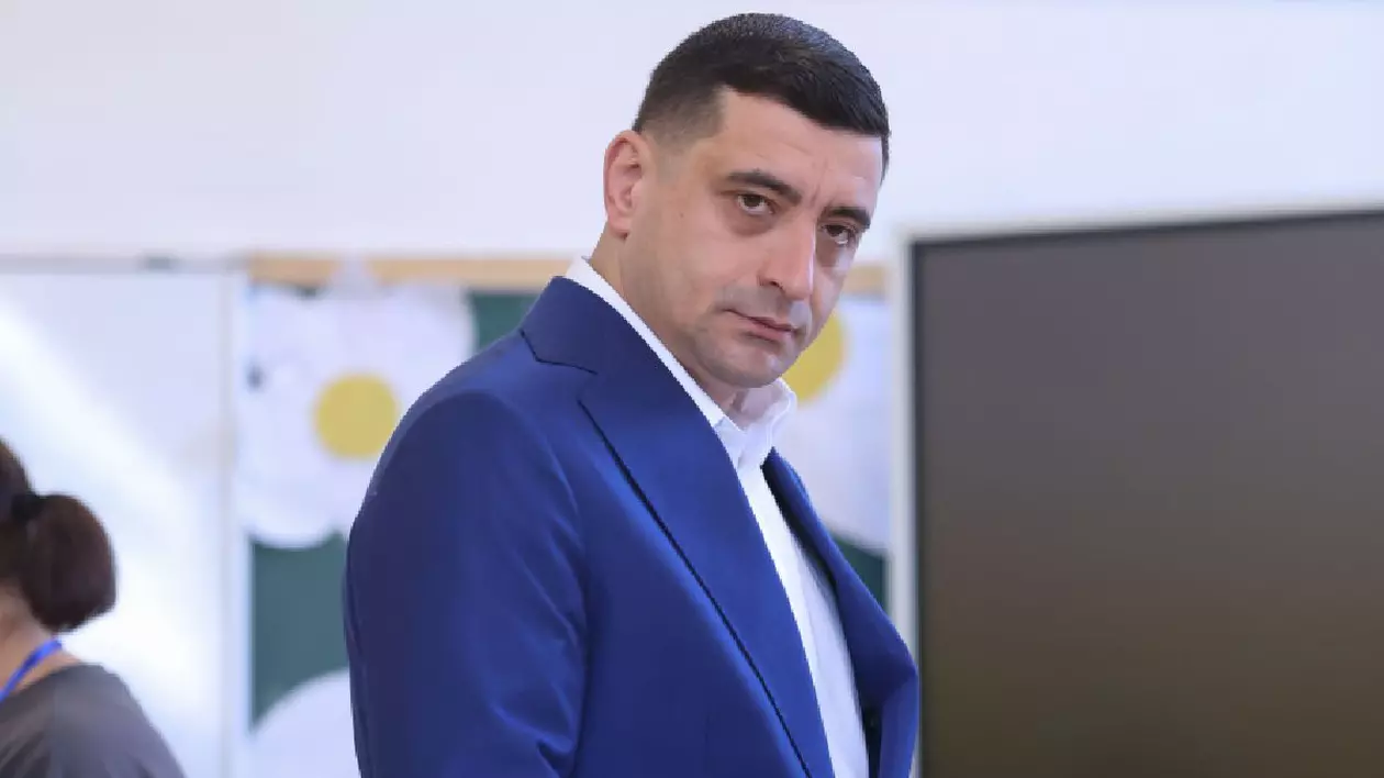 George Simion, după primele rezultate Exit Poll: Sunt noul președinte al României | Peste 400.000 de voturi față de cele ale lui Nicușor Dan | Victoria este a lui Călin Georgescu