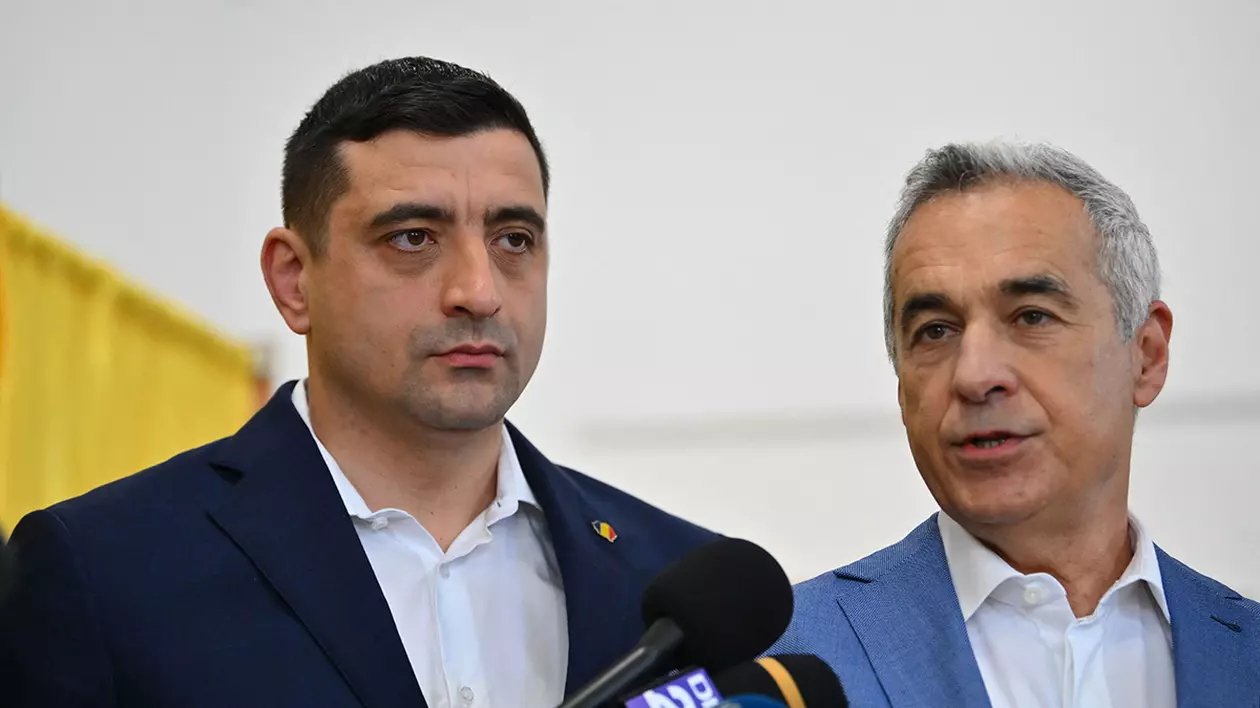 BUCURESTI, ROMÂNIA - 4 MAI: Candidatul prezidențial George Simion, în stânga, își exprimă votul, alături de Călin Georgescu, câștigătorul primului tur al alegerilor anulate de anul trecut, în primul tur al alegerilor prezidențiale reluate la București, România, duminică, 4 mai 2025.