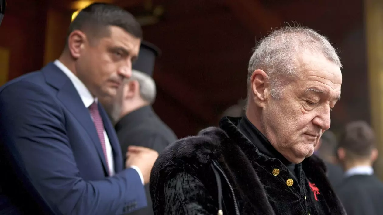 Gigi Becali, inițial susținător al lui George Simion, a demisionat din AUR în martie, după ce Simion a susținut-o pe Anamaria Gavrilă