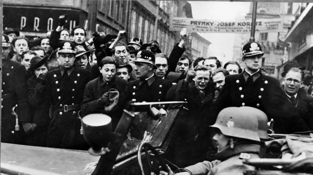 Trupele Germaniei naziste intră în Praga, în martie 1939