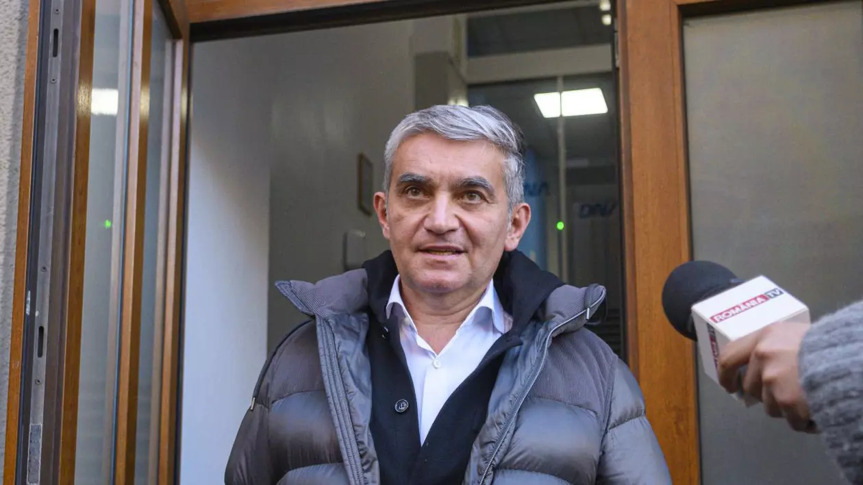 Primarul din Sinaia a fost arestat preventiv, pentru că nu a respectat termenii controlului judiciar. Vlad Oprea i-a dat dispoziții directe viceprimarului de parcă nu era cercetat
