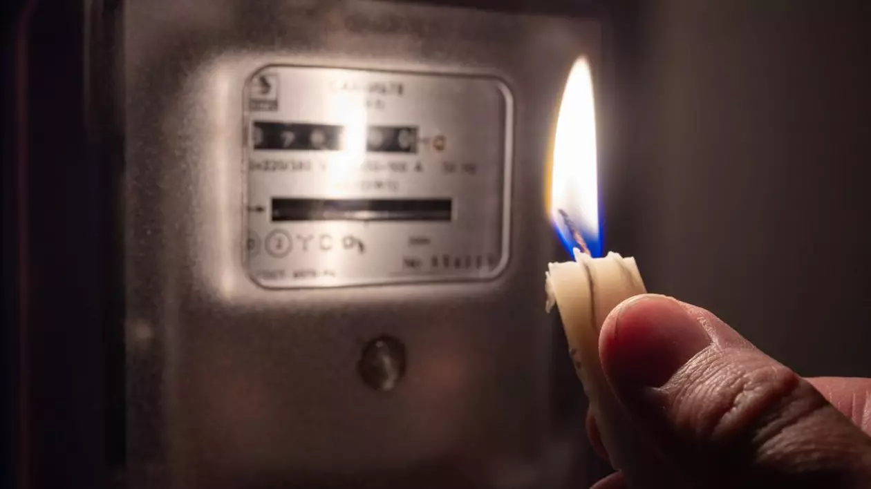 Se ia curentul, în perioada 12 – 16 mai 2025, în București și alte 10 județe. Zonele și intervalele orare când vor fi întreruperi