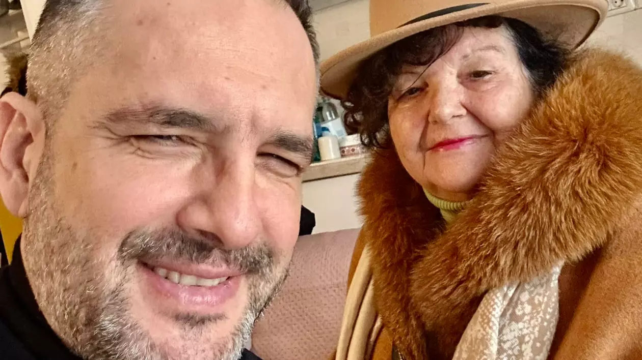 Ce a pățit mama lui Mădălin Ionescu: „Am convins-o greu să accepte salvarea”. Prezentatorul a trăit momente de panică la ceas de seară