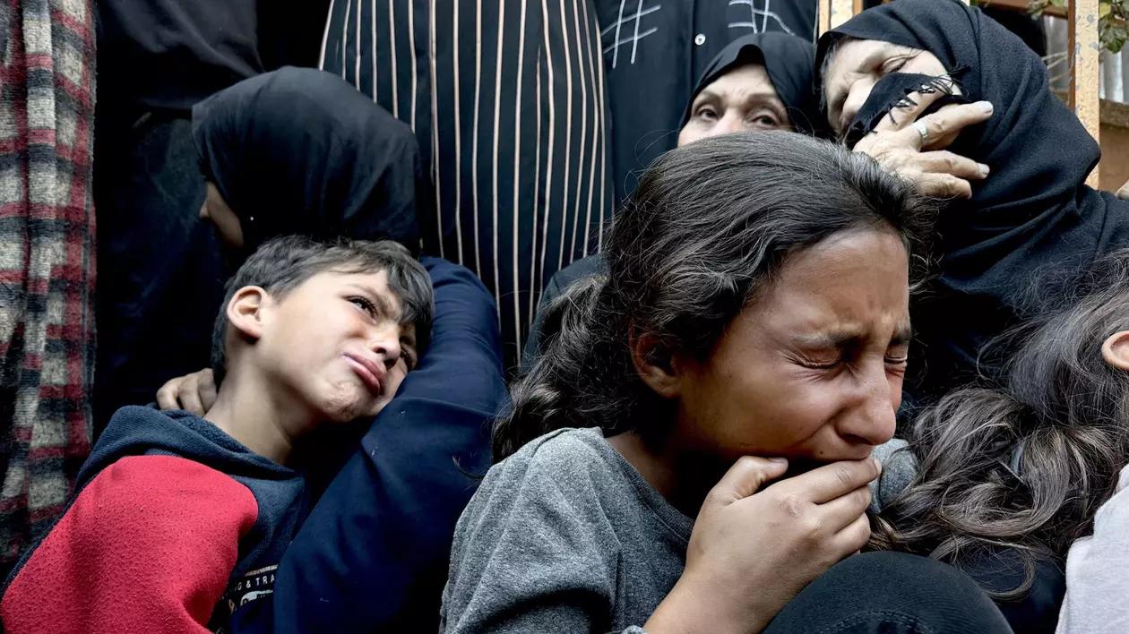 Nouă din cei 10 copii ai unei doctoriţe din Gaza au fost uciși într-un bombardament efectuat de armata israeliană