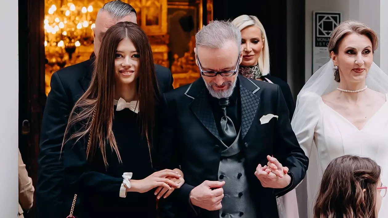Ce i-a zis Mikaela lui Mihai Albu în secret, la nuntă. Discuția fiică-tată s-a aflat abia după eveniment: „M-a strâns de mână, cu lacrimi în ochi”