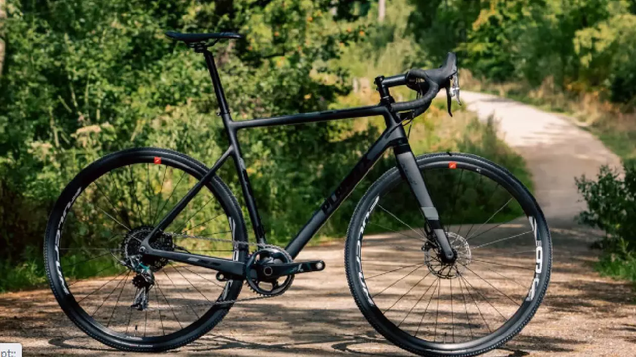 Bicicletă de 4.000 de euro furată din Germania și găsită în România, în microbuzul unui ucrainean