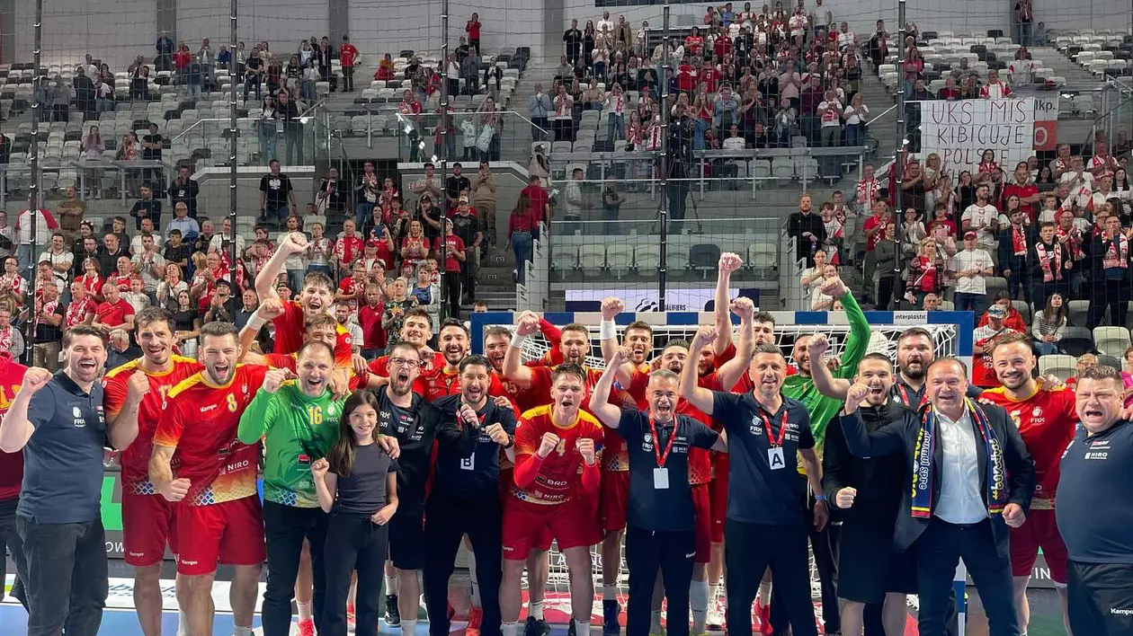 România s-a calificat la Campionatul European de handbal 2026. „Tricolorii” au pierdut în Polonia, dar au avut noroc cu victoria dramatică a Portugaliei cu Israel