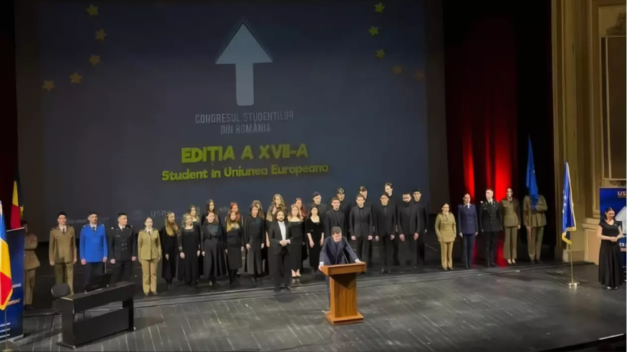 Nicușor Dan îi invită pe studenți să schimbe România: „Dacă veți fi în număr suficient, chiar voi o să fiți cei care o vor face”