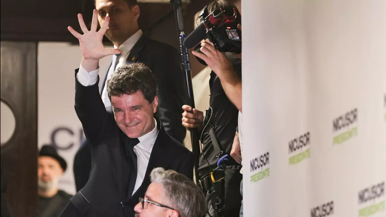 Nicușor Dan, prima reacție după ce a câștigat turul doi al alegerilor prezidențiale 2025: „Va urma o perioadă dificilă. Vă rog speranță și răbdare”
