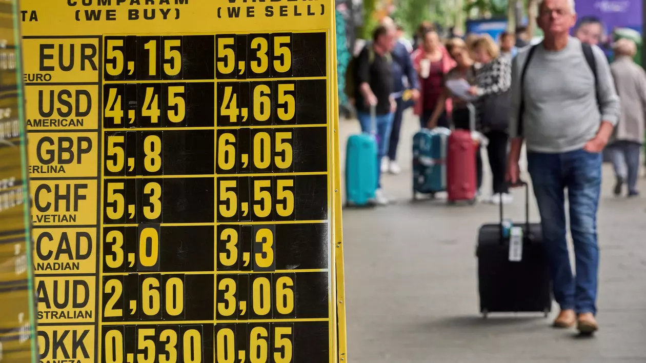 Creșterea euro, explicată de un fost membru în consiliul de administrație al BNR: „Leul a fost supraapreciat. Până la un punct, este o corecție firească”