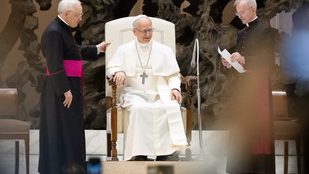 Papa Leon al XIV-lea, la Vatican.