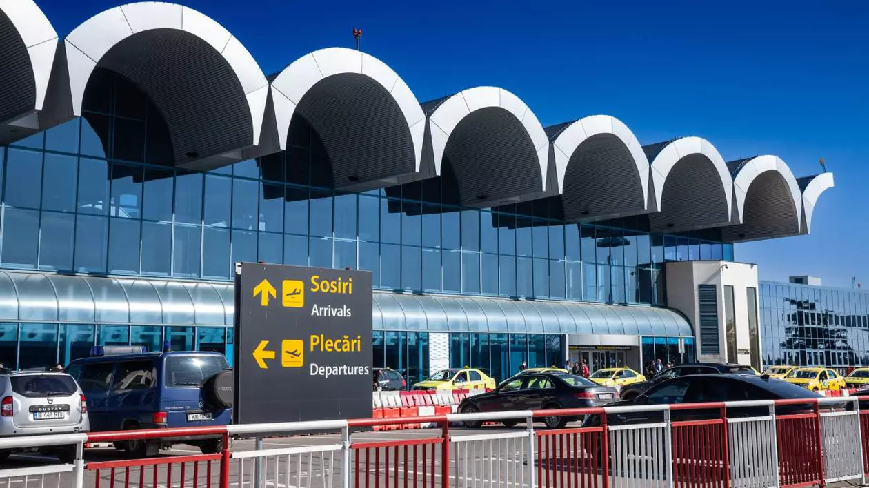 Aeroportul Otopeni dă în folosinţă o nouă parcare pentru pasageri şi începe construcţia altei parcări cu 4 niveluri