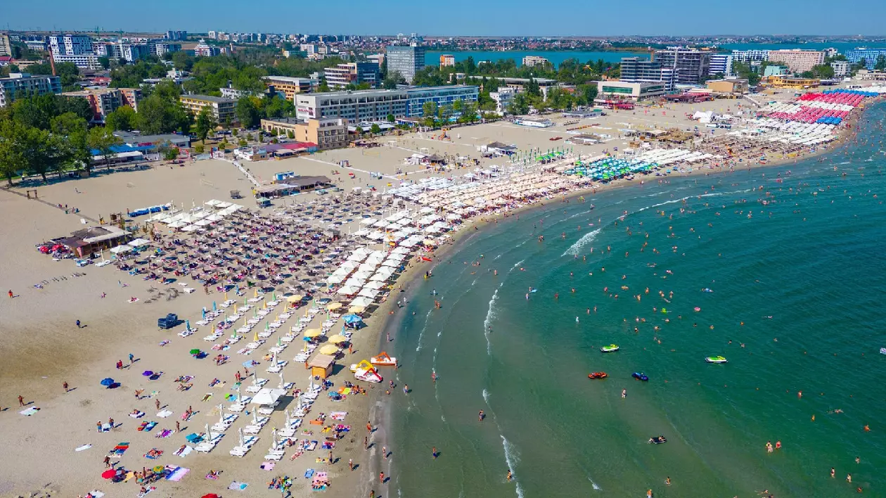 Românii preferă să meargă în vacanță în luna iunie, pentru că e mai ieftin. Care sunt cele mai scumpe vacanțe de vară