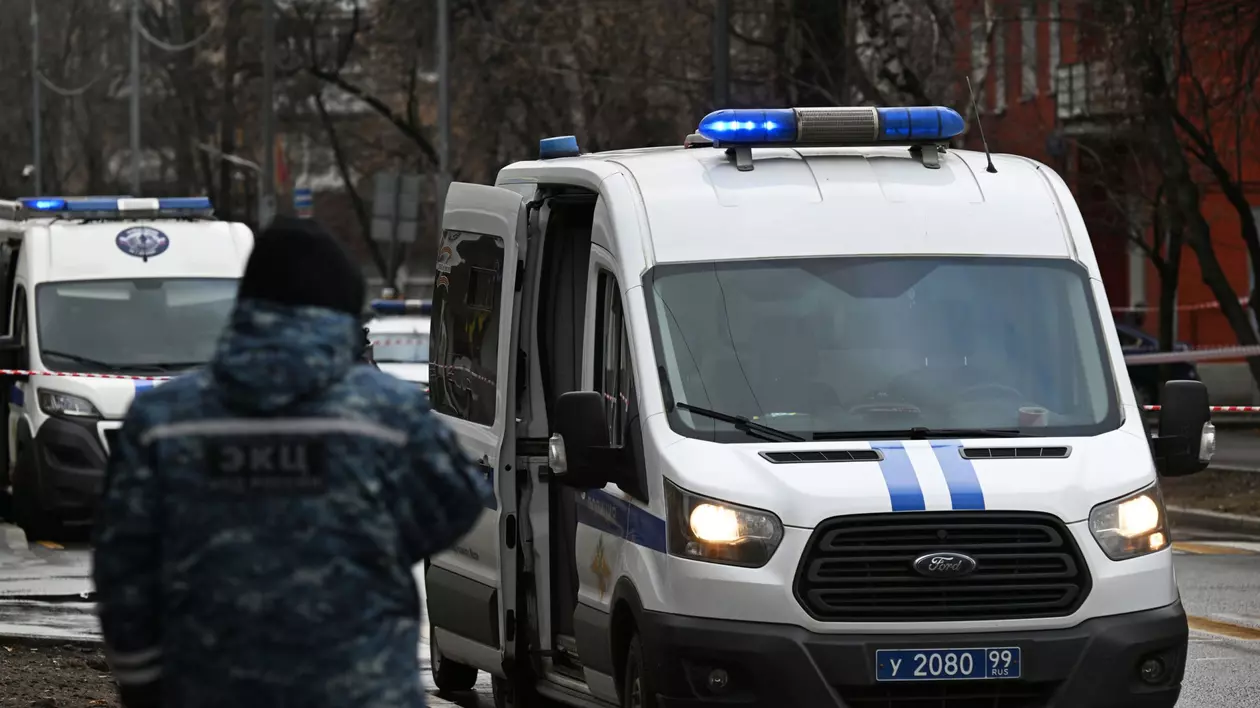 Agentul de circulație care a lipsit un an de la serviciu, dar a primit toate salariile, a dat în judecată poliția și a cerut daune, în Rusia