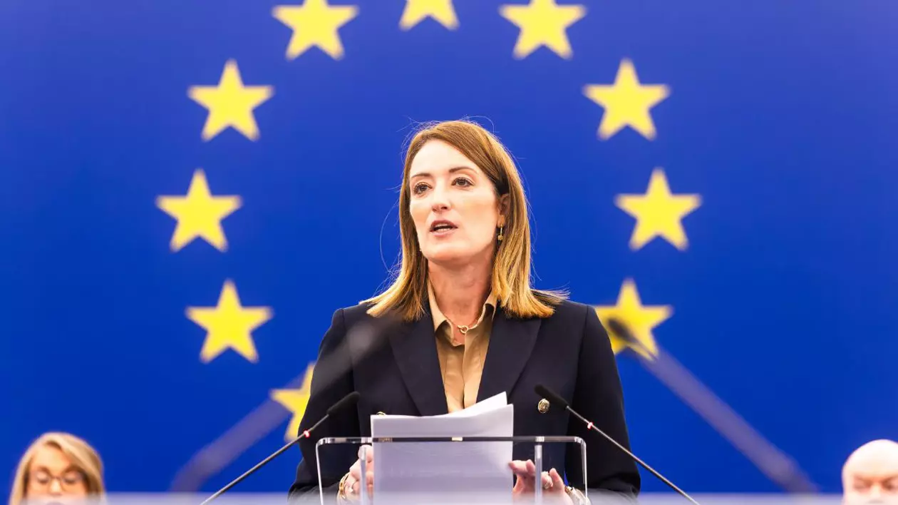 Roberta Metsola l-a felicitat pe Nicușor Dan pentru victoria sa la alegerile prezidențiale: „Oamenii din România se pot baza pe Europa”