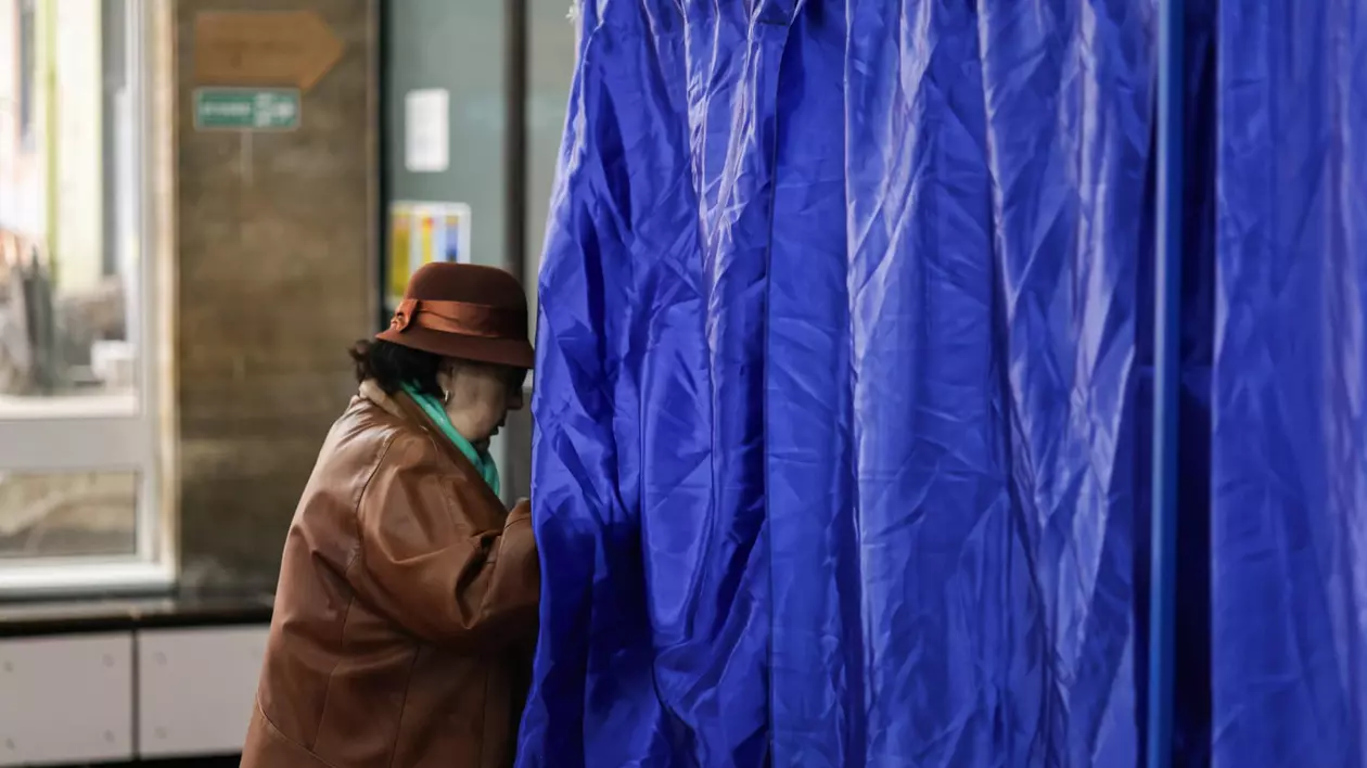 MAI și AEP dezmint acuzațiile lui George Simion în care a spus că sunt 1,7 milioane de morți pe buletinele de vot