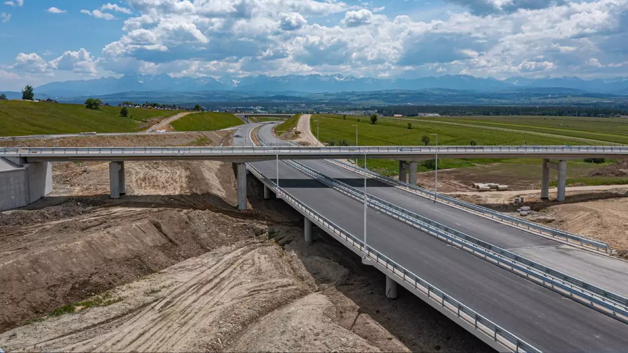 Autostrada A6 pornește cu stângul: va trece prin situl arheologic unde s-a născut Burebista