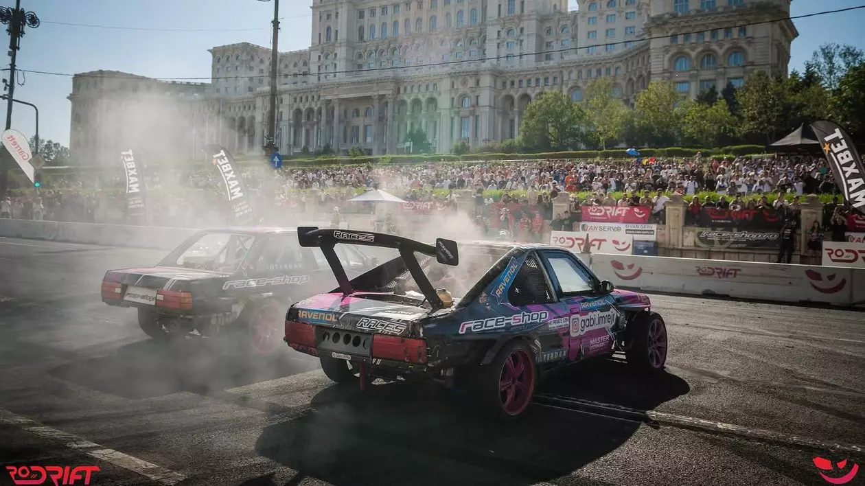 Tot ce trebuie să știi despre super etapa de drift din Piața Constituției: program, restricții de trafic și participanți