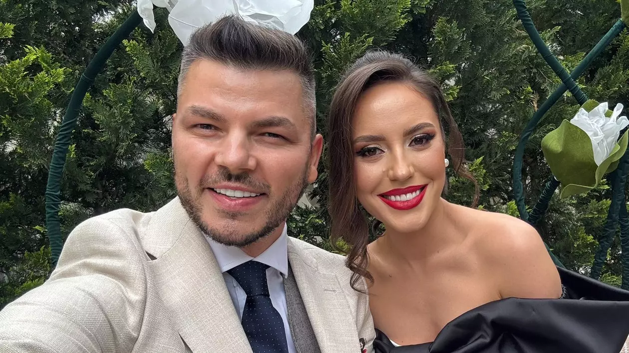 Valentin Luca, finalist Românii au Talent, și Roxana Ghiorghian, fosta știristă de la Antena 1, s-au căsătorit. Primele imagini de la eveniment