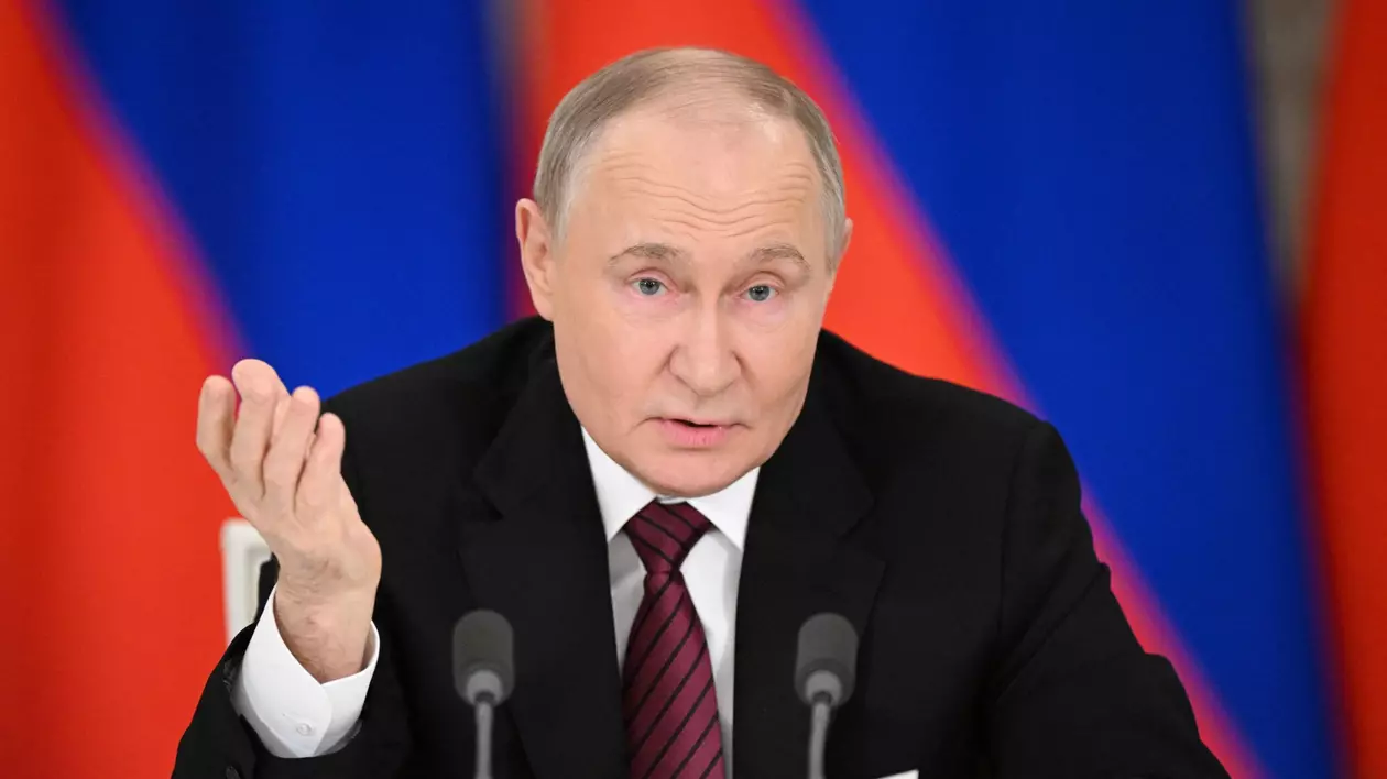 Vladimir Putin nu s-a dus la negocierile de pace din Turcia pentru că îi e frică să nu fie asasinat: „Este un Walking Dead”