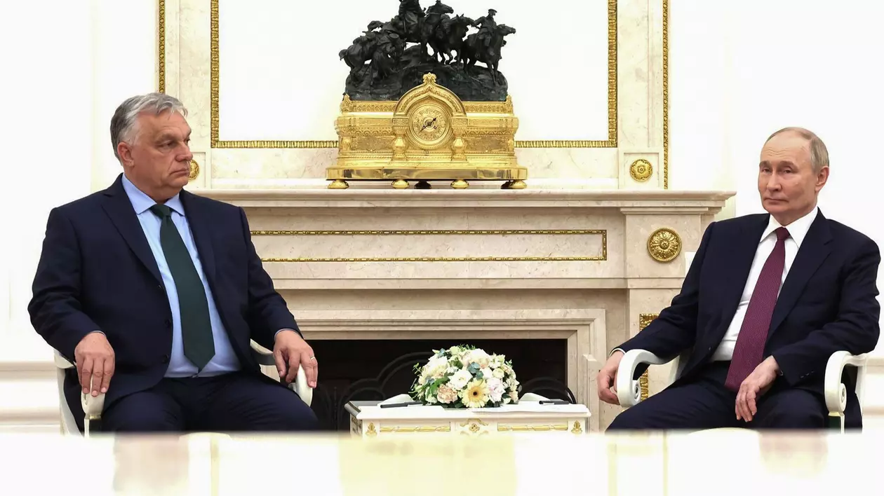 5 iulie 2024, Moscova. Viktor Orban (stânga), primit de Vladimir Putin. Imagine cu caracter ilustrativ Foto: Profimedia