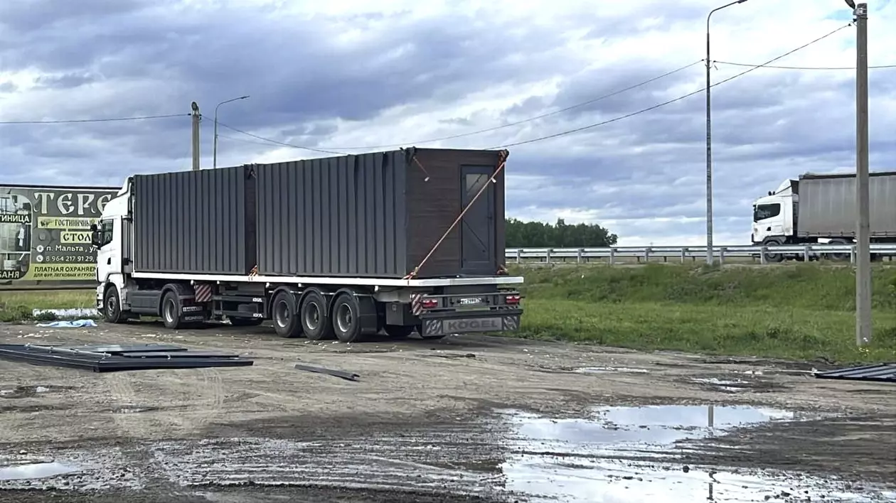 Camionul folosit în atacul de la baza aeriană Belaia din Irkuțk Foto: Profimedia