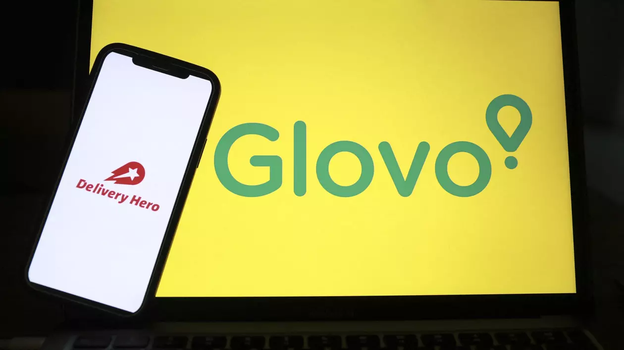 Companiile de livrări de mâncare Glovo și Delivery Hero, amendate de UE cu peste 300 de milioane de euro pentru organizarea unui „cartel”