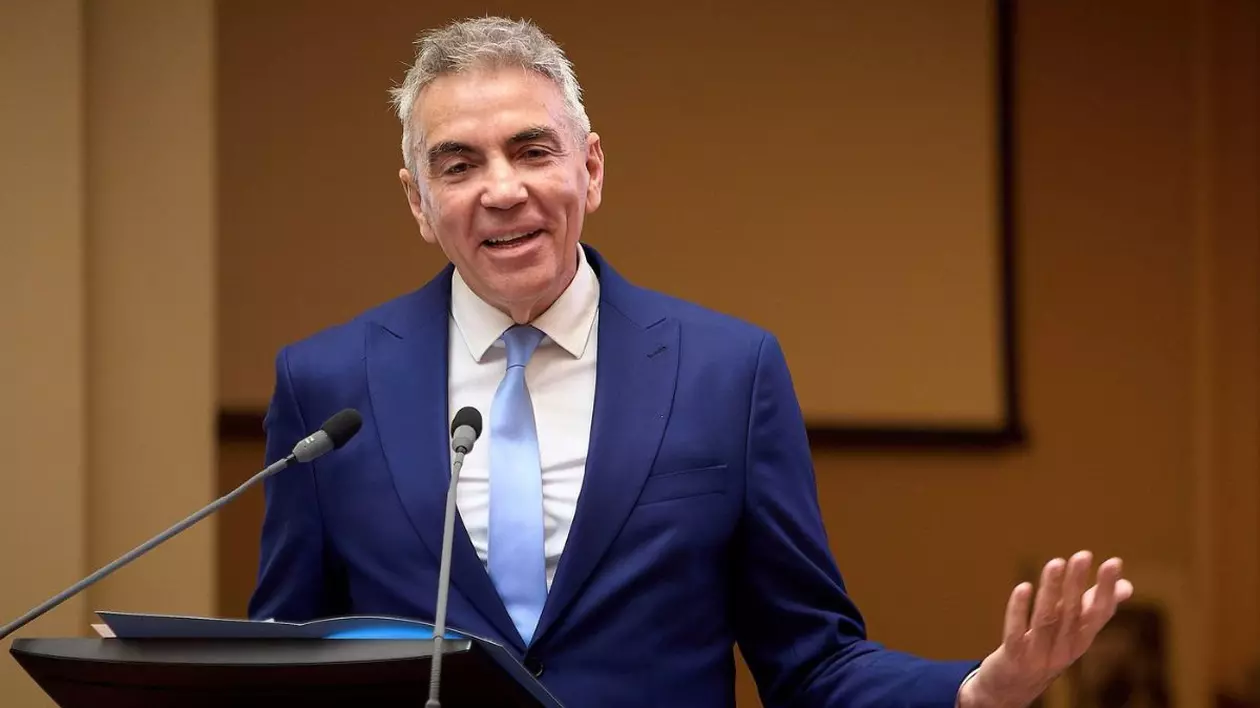 Drago&#537; Anastasiu explic&#259; cum va func&#539;iona Guvernul Bolojan &#537;i ce m&#259;suri administrative sunt &icirc;n discu&#539;ie: &bdquo;Trebuie s&#259; b&#259;g&#259;m combustibil &icirc;n economie&rdquo;