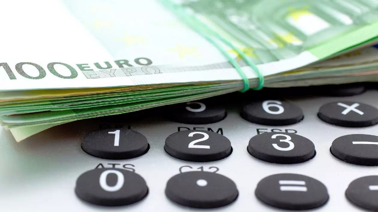 Dob&acirc;nzile la creditele &icirc;n euro scad. Banca Central&#259; European&#259; a redus dob&acirc;nda cheie cu 0,25