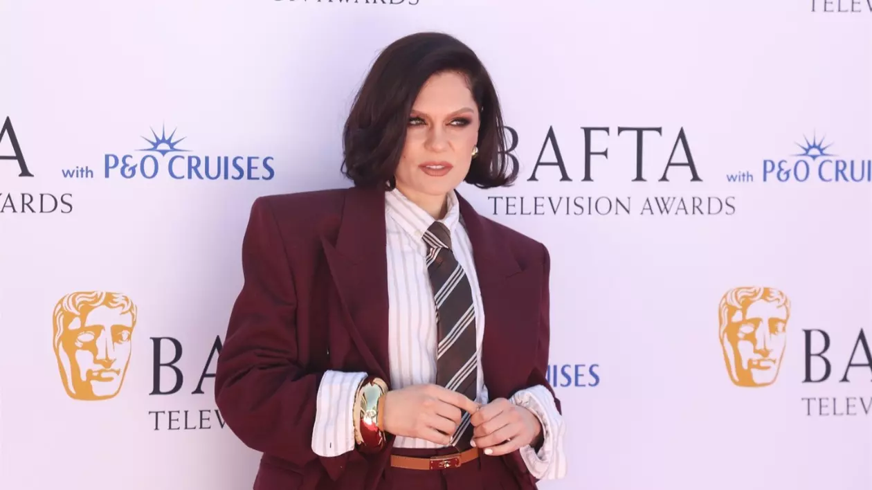 Jessie J a anunțat că a fost diagnosticată cu cancer mamar. Declarațiile cântăreței despre stadiul bolii: „E groaznic în orice formă”