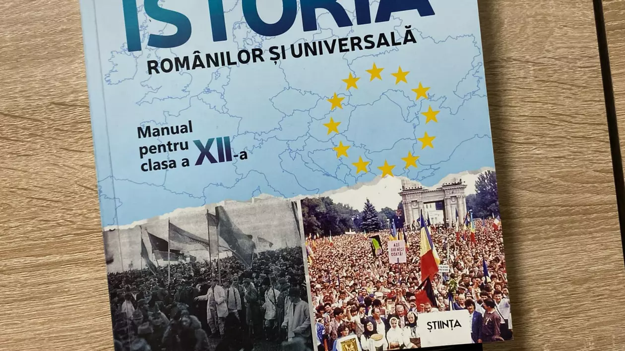 Manualul de istorie va fi menținut în școli. Foto Veronica Rurac /diez.md