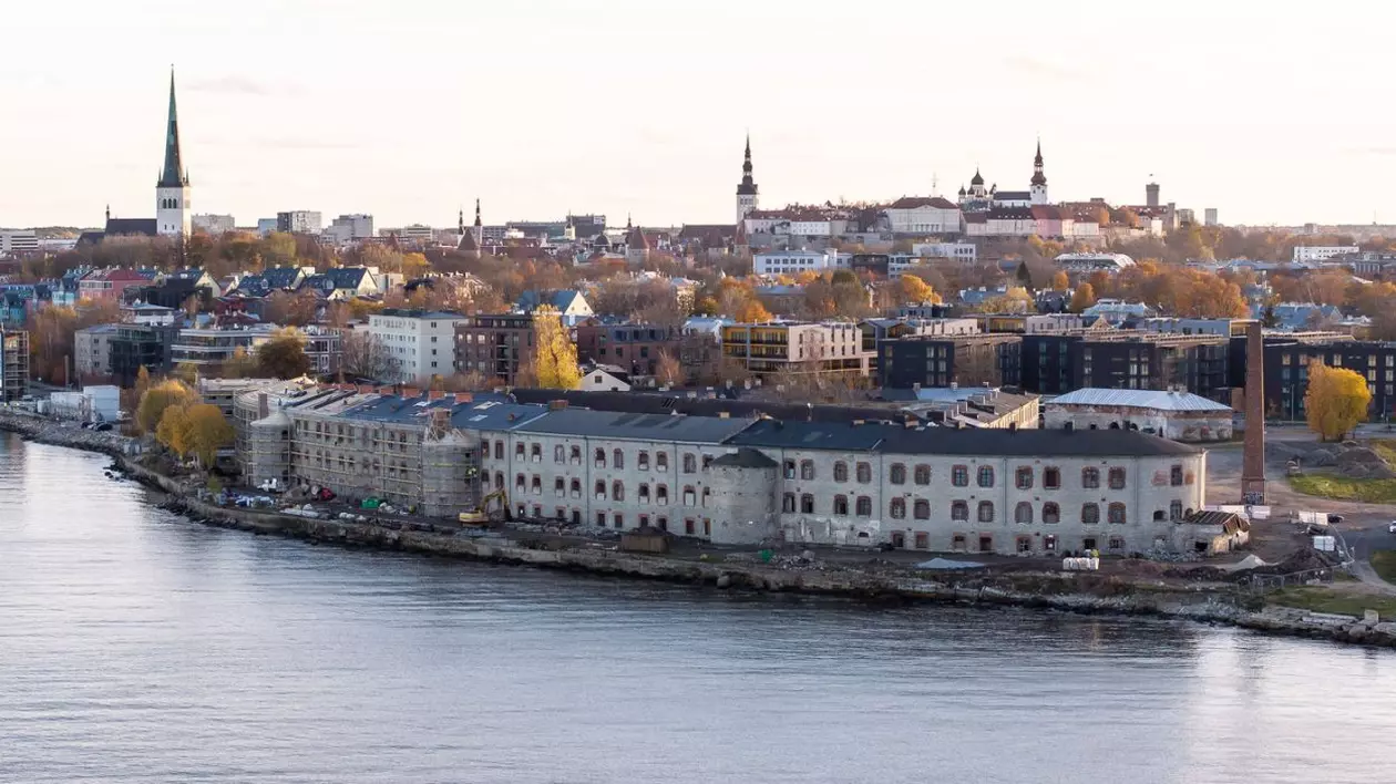 Fortăreața maritimă Patarei, cunoscută și sub numele de Închisoarea Patarei din Tallin, Estonia
