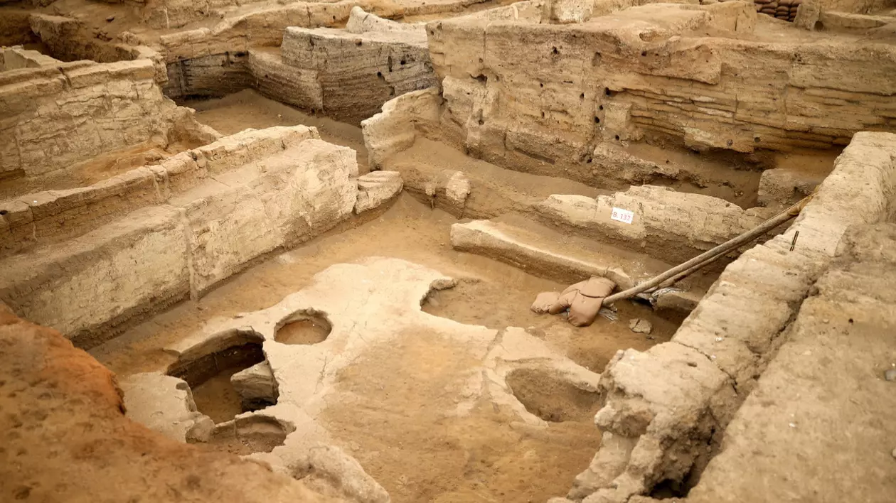 Situl Çatalhöyük din Turcia cu săpături