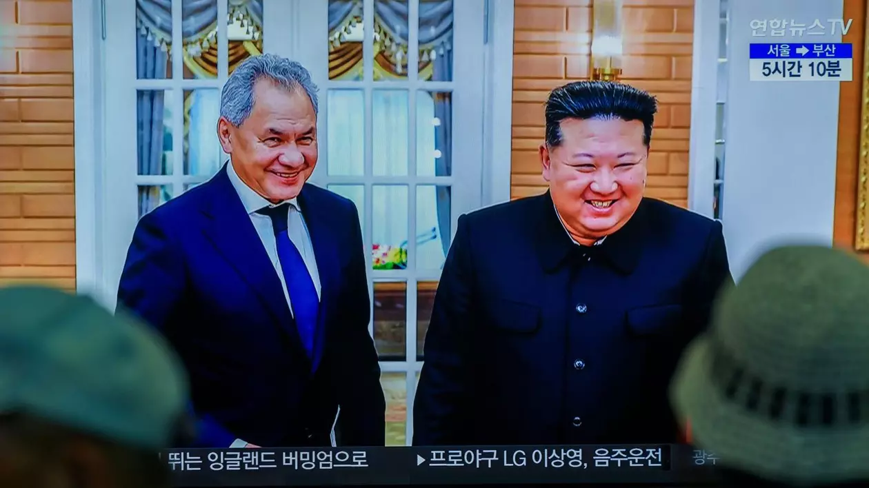 Serghei Șoigu, primit de Kim Jong-un în cursul unei vizite efectuate la Phenian în toamna anului 2024. Imagine cu caracter ilustrativ Foto: Profimedia