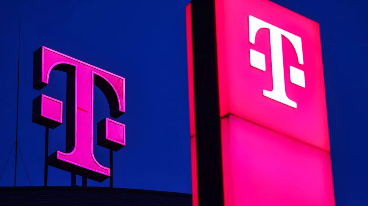 Telekom se vinde. Alte dou&#259; mari companii de telefonie vor &icirc;mp&#259;r&#539;i benzile de frecven&#539;&#259;