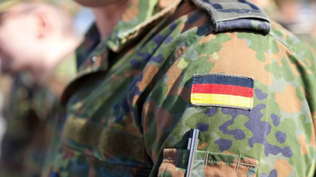 steagul german pe uniforma armatei germane