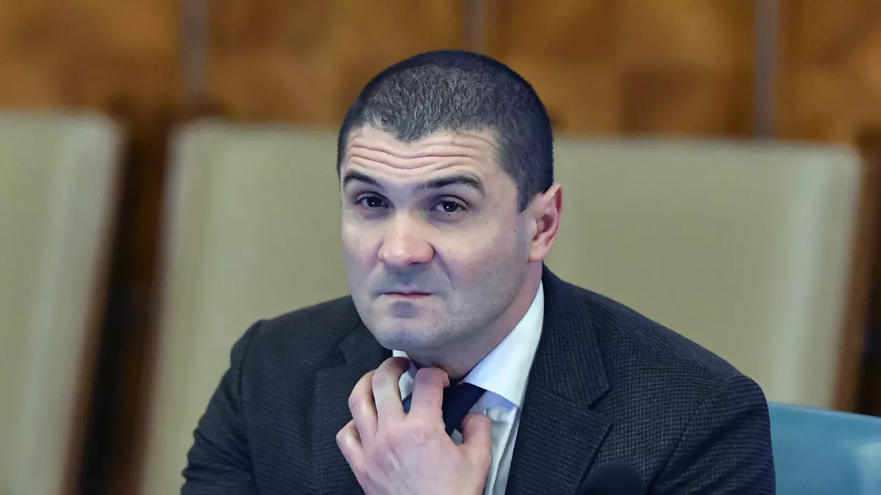 Mihai Diaconu, secretar de Stat la ministerul Finantelor, participa la sedinta de Guvern, la Palatului Victoria, in Bucuresti, miercuri, 8 februarie 2023