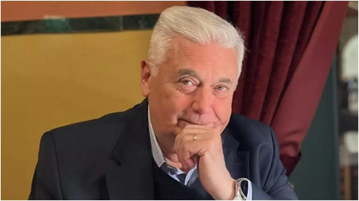 Portret, bărbat în vârstă, cu părul alb