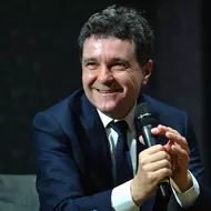 Ce spunea un tânăr Nicușor Dan, recent întors din Franța după 6 ani: „Dacă o să mă ratez, o să am satisfacția că am căzut de foarte sus”
